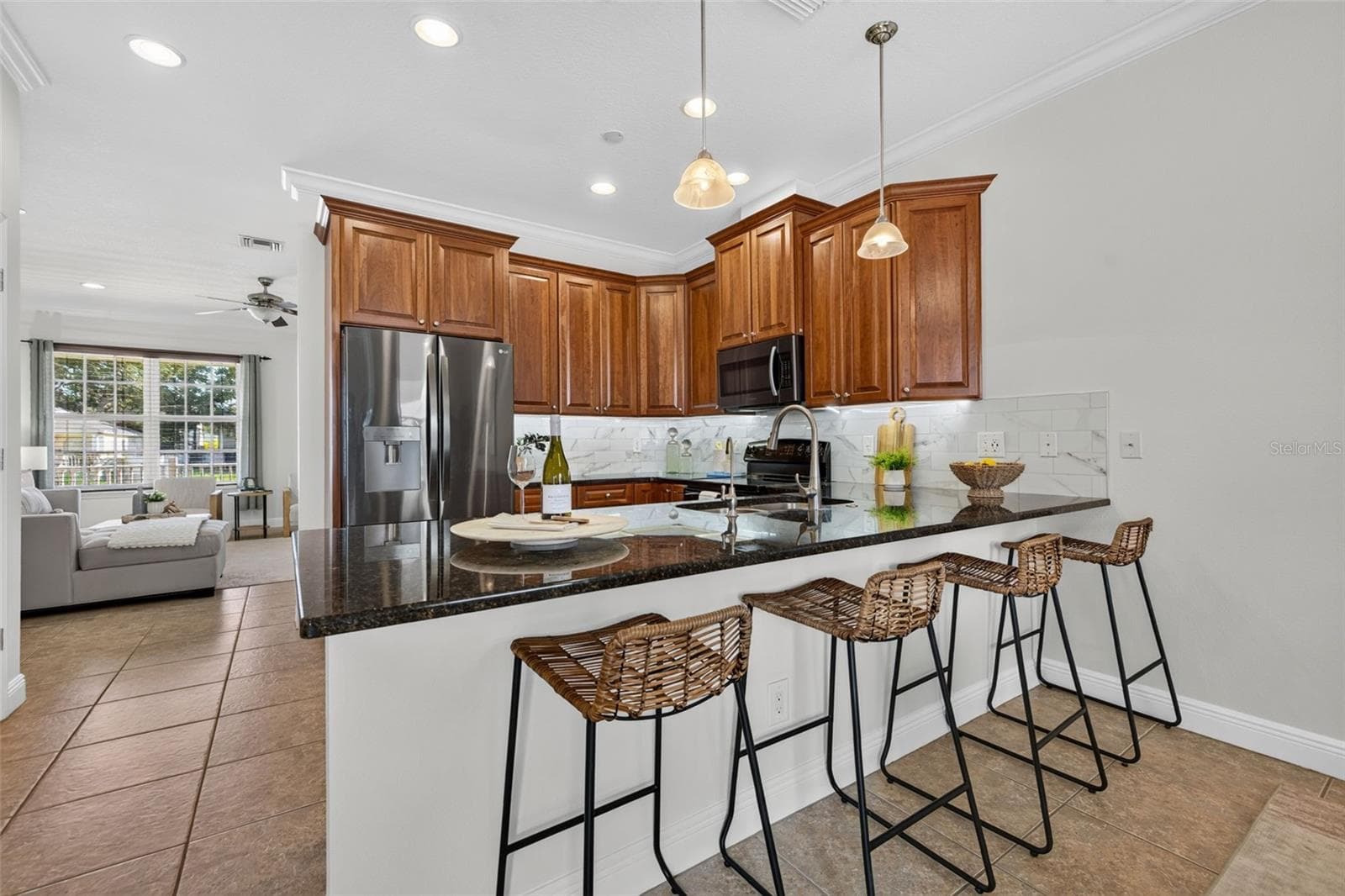Townhouse at 135 49TH AVE N, ST PETERSBURG, photo 10 of 37
