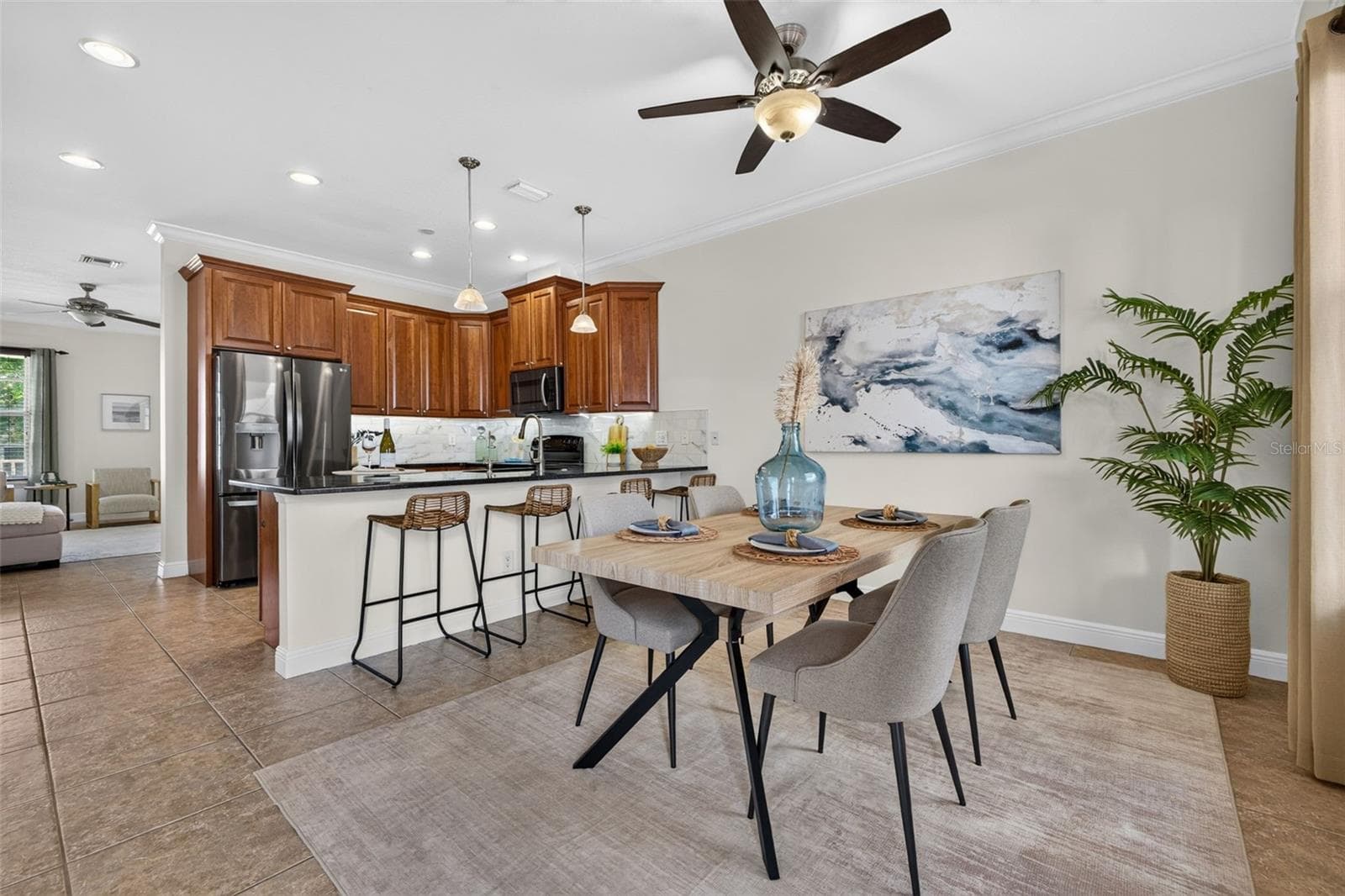 Townhouse at 135 49TH AVE N, ST PETERSBURG, photo 11 of 37