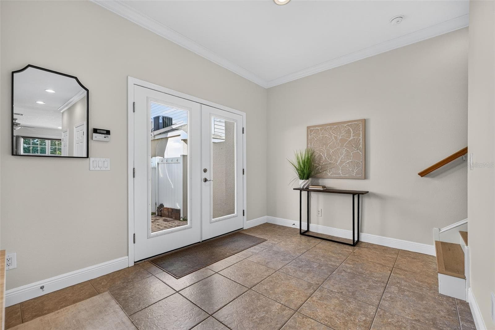 Entry to back Courtyard - 135 49TH AVE N, ST PETERSBURG