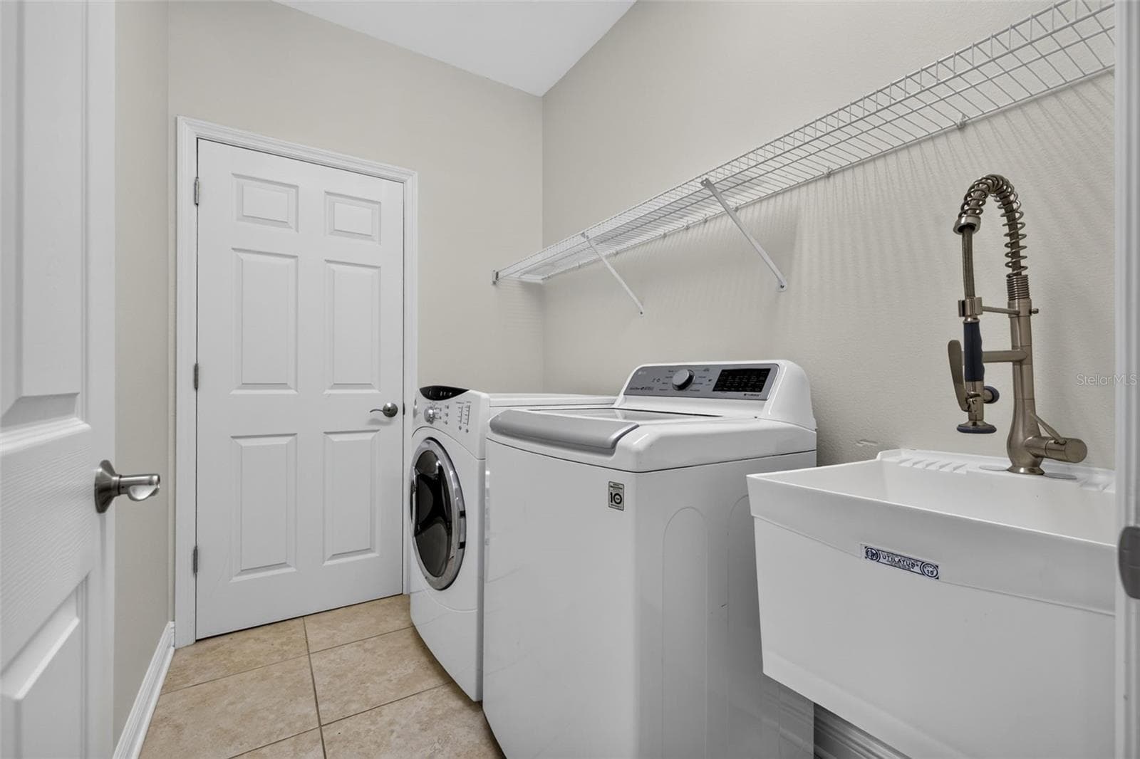Townhouse at 135 49TH AVE N, ST PETERSBURG, photo 23 of 37