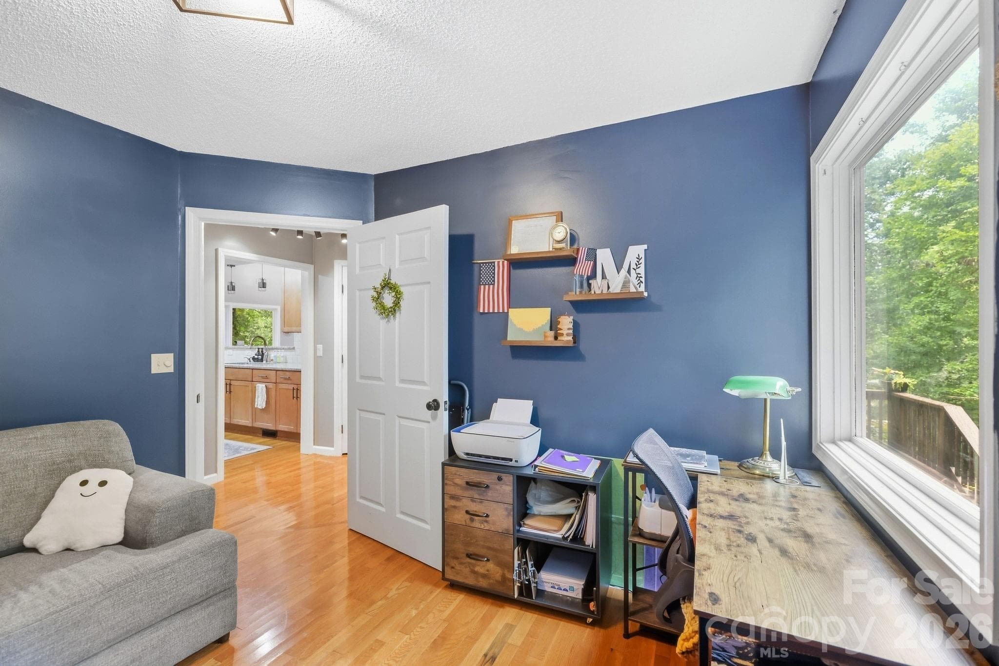 Single Family Residence at 176 Sweetwater Hills Drive, Hendersonville, photo 21 of 48