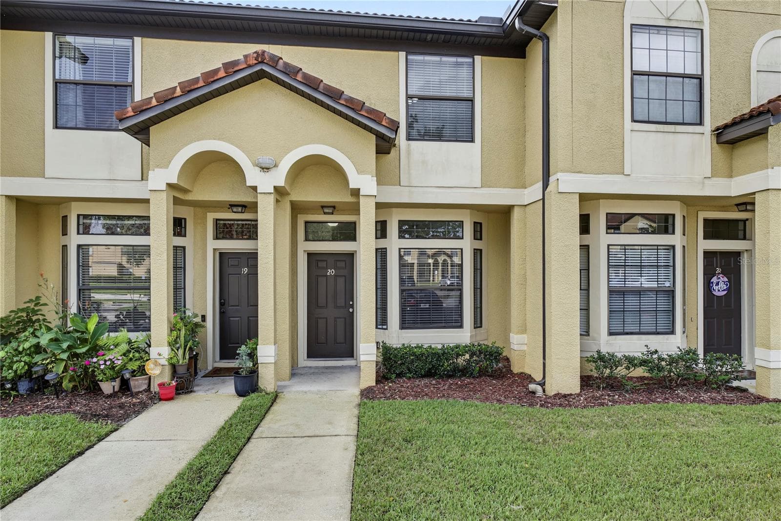 Condominium at 6013 SCOTCHWOOD GLN #20, ORLANDO, photo 2 of 29