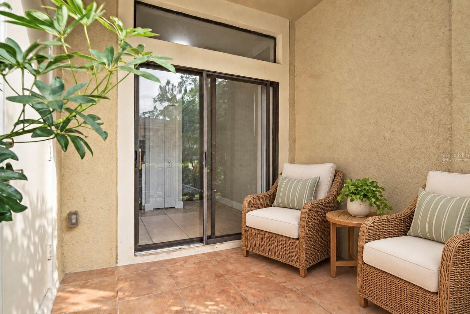 Virtually Staged - 6013 SCOTCHWOOD GLN #20, ORLANDO