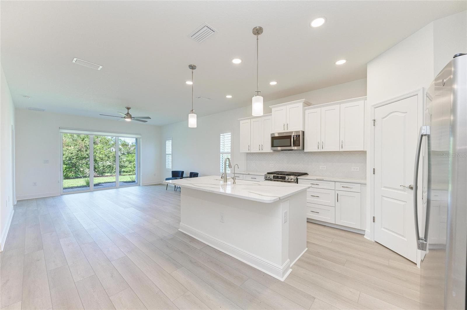 Single Family Residence at 2521 STAR APPLE WAY, SARASOTA, photo 11 of 45