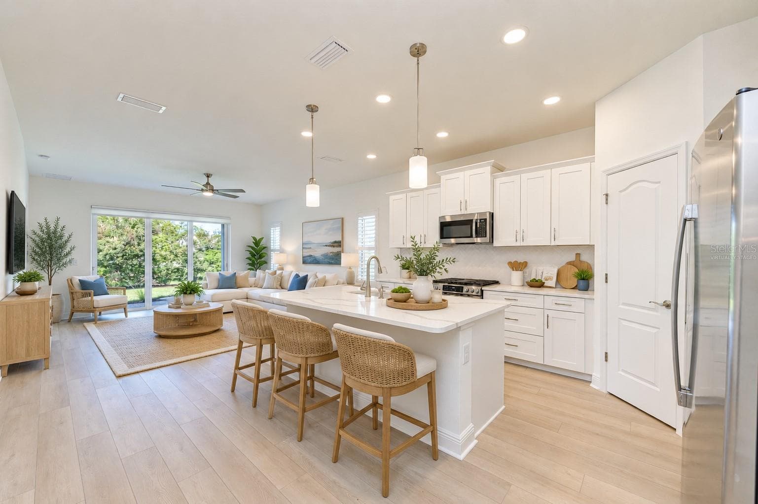 virtually staged - 2521 STAR APPLE WAY, SARASOTA