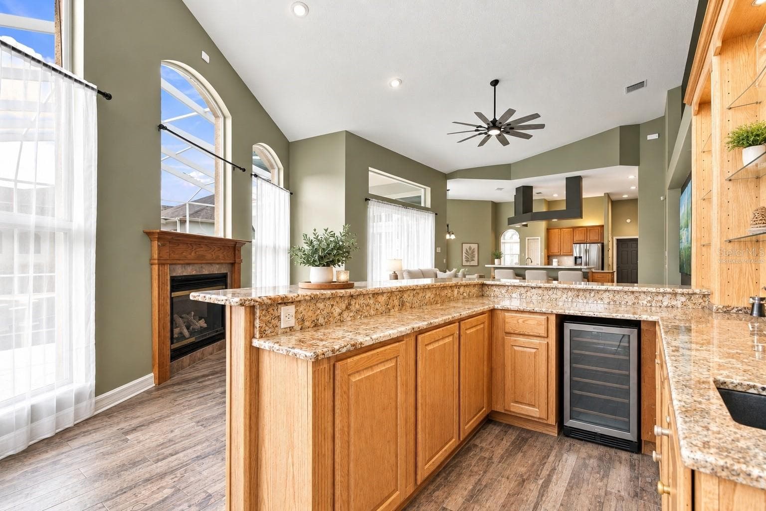 Wet Bar - virtually staged - 18115 EMERALD BAY ST, TAMPA