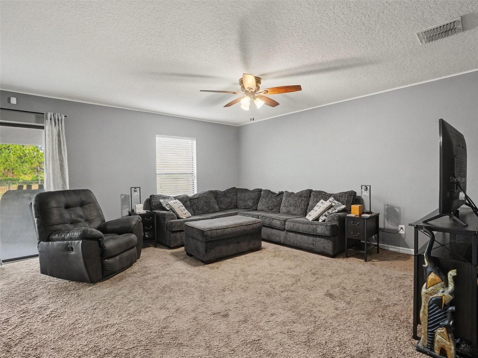 Single Family Residence at 5660 ELSINORE WAY, LAKELAND, photo 4 of 31
