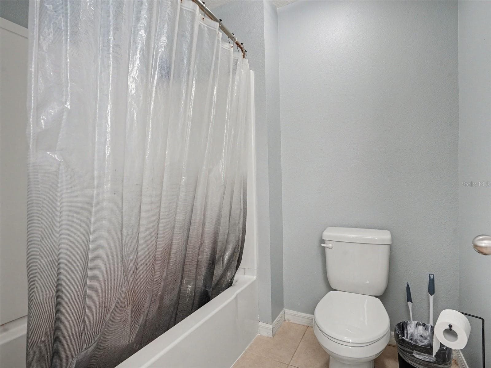 Single Family Residence at 5660 ELSINORE WAY, LAKELAND, photo 15 of 31