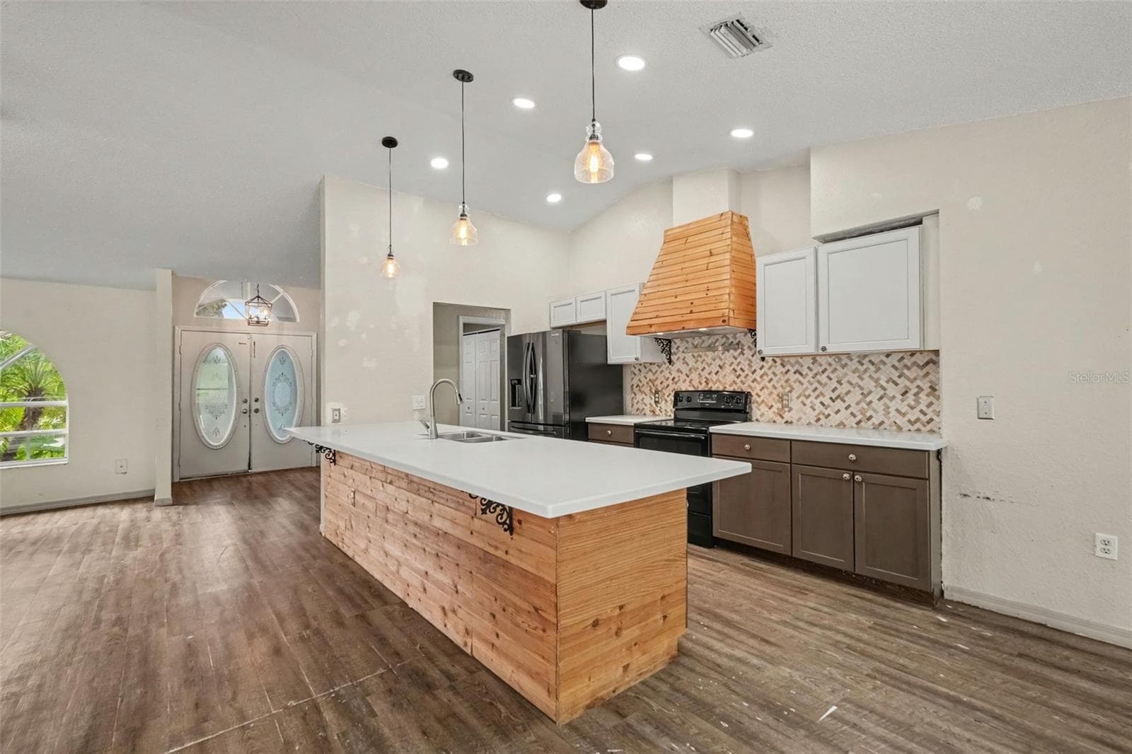 Single Family Residence at 6293 GRAPEWOOD RD, SPRING HILL, photo 11 of 32