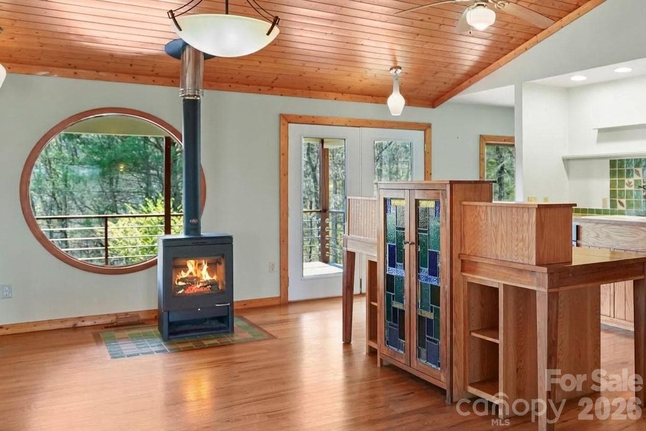 Dining Area features uniquely beautiful Picture Window & Arts And Crafts butler's pantry - 310 Burr Ridge, Marshall