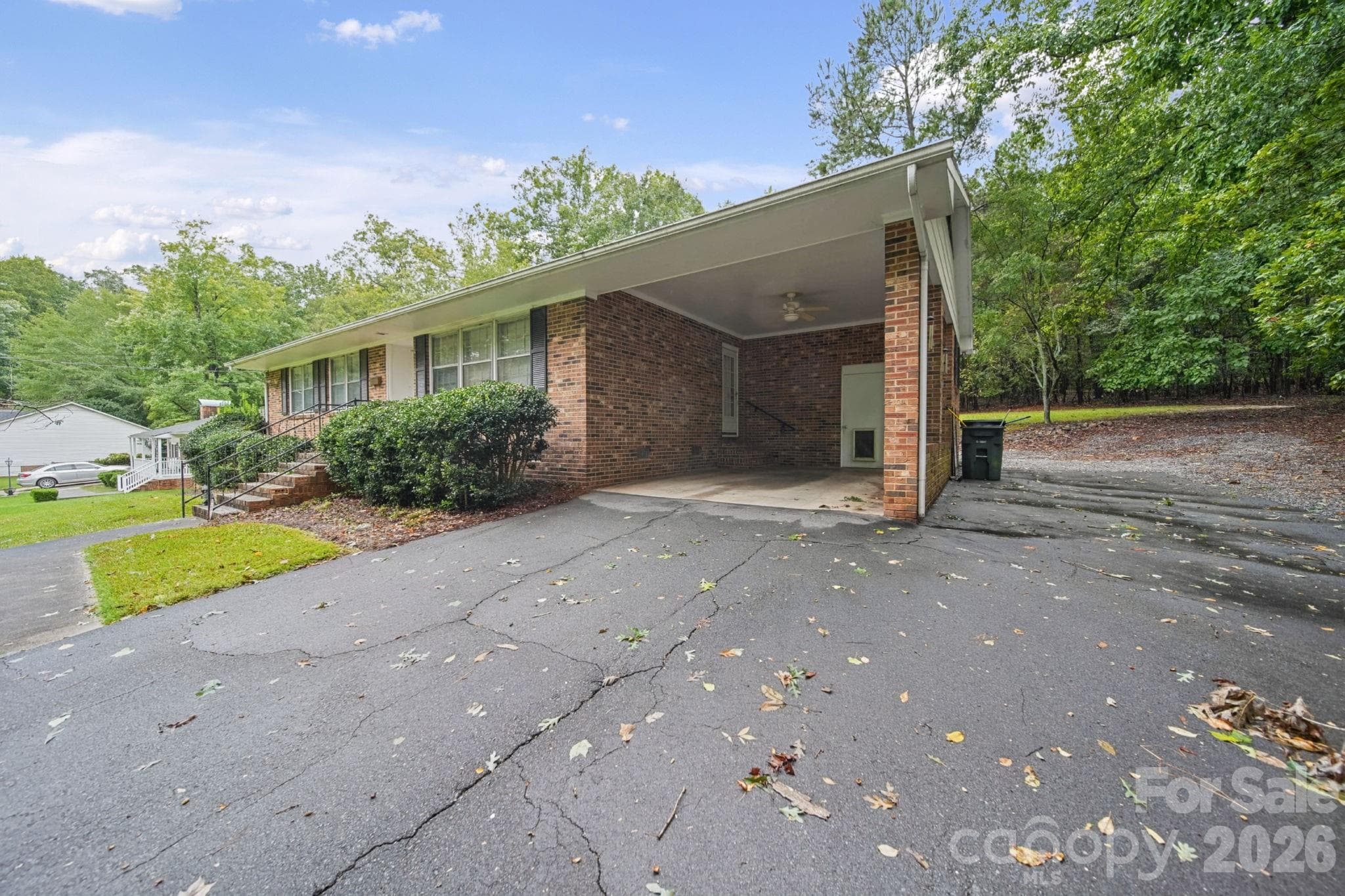 carport - 204 Breslin Street, Wadesboro
