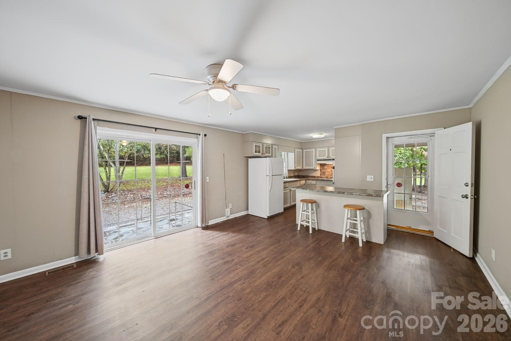 den/dining area - 204 Breslin Street, Wadesboro