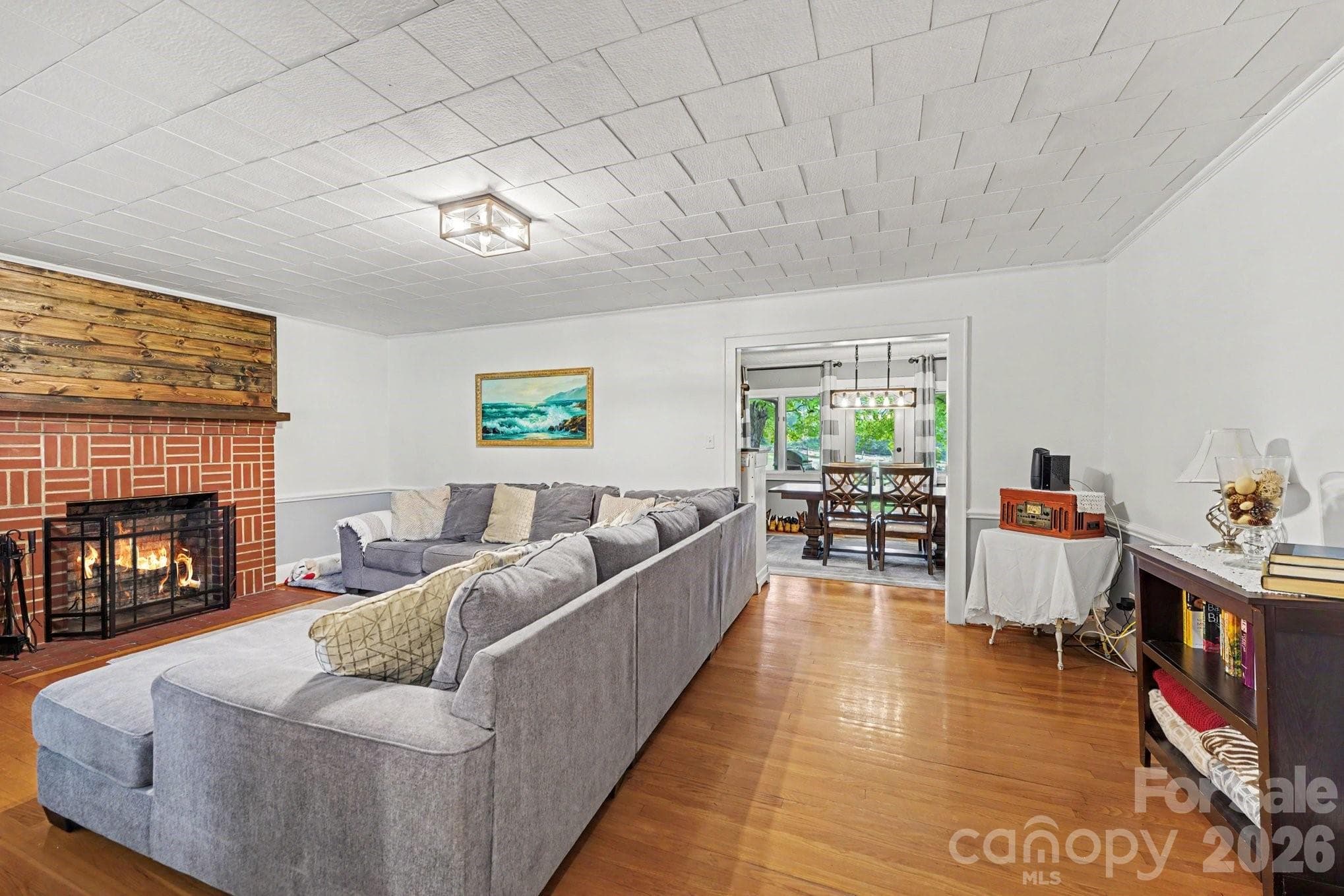 Single Family Residence at 226 Pleasant Hill Drive, Elkin, photo 6 of 46