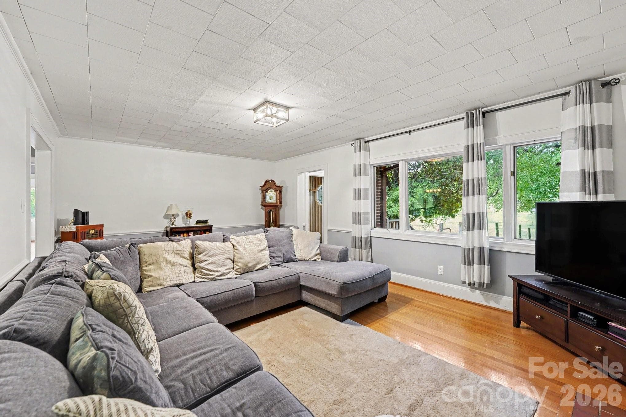 Single Family Residence at 226 Pleasant Hill Drive, Elkin, photo 9 of 46