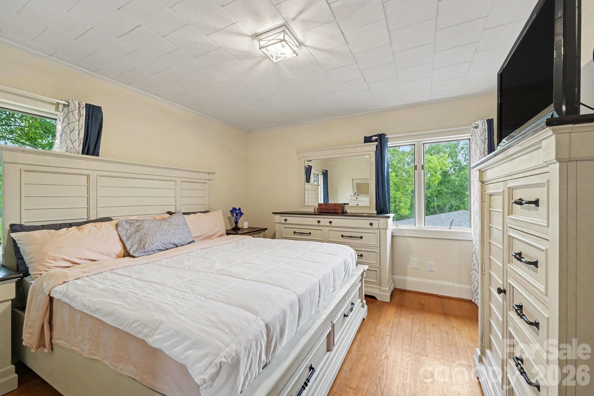 Single Family Residence at 226 Pleasant Hill Drive, Elkin, photo 19 of 46