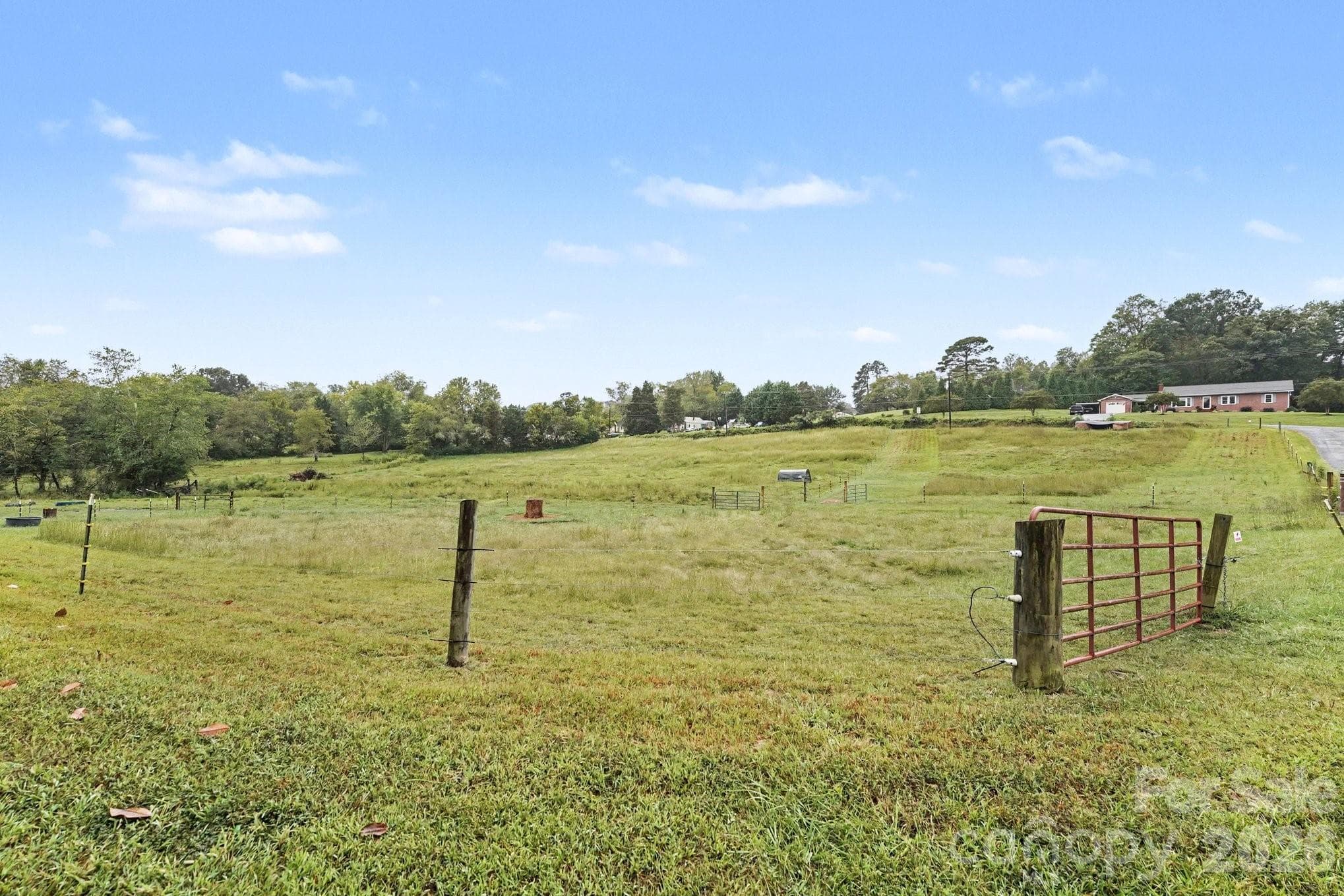 Single Family Residence at 226 Pleasant Hill Drive, Elkin, photo 34 of 46
