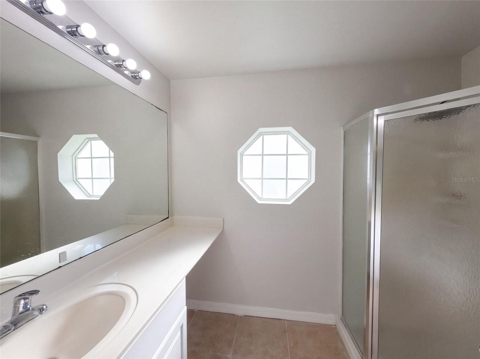 Single Family Residence at 23 PETERLEE CT, KISSIMMEE, photo 9 of 15