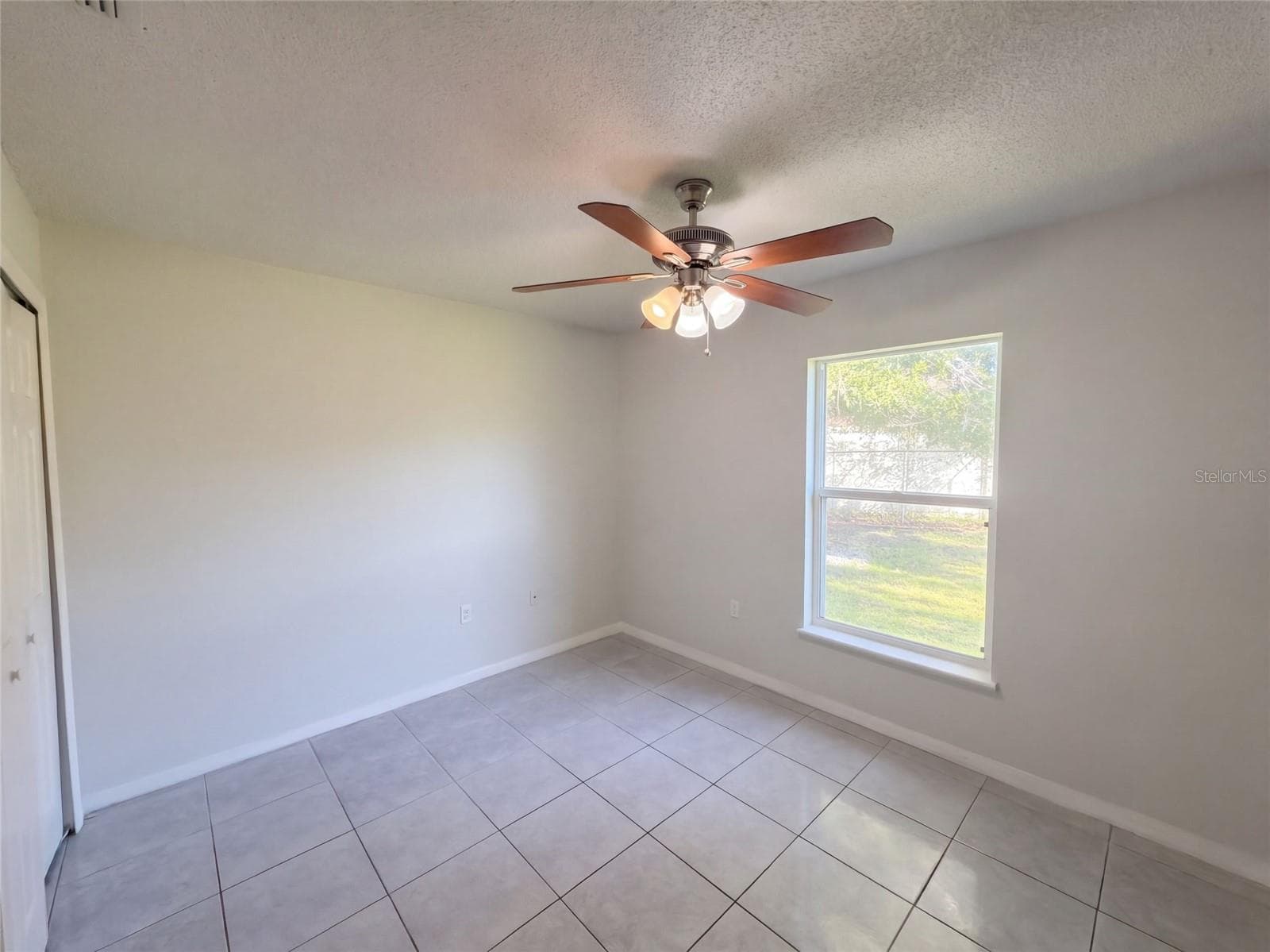 Single Family Residence at 23 PETERLEE CT, KISSIMMEE, photo 11 of 15