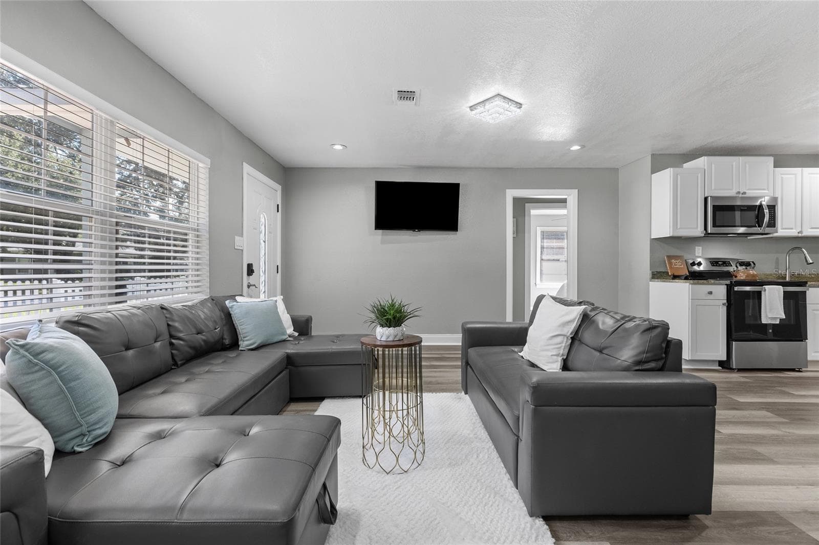 Single Family Residence at 15124 N 19TH ST, LUTZ, photo 8 of 62