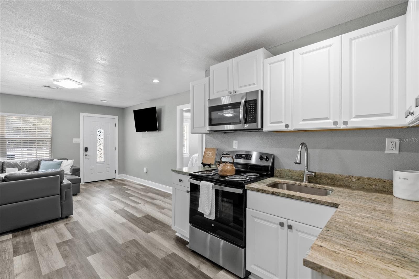 Single Family Residence at 15124 N 19TH ST, LUTZ, photo 12 of 62