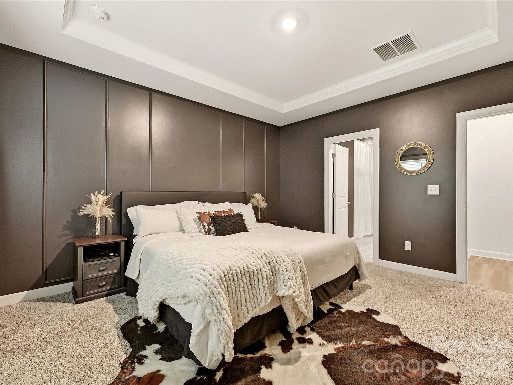 Primary view into Ensuite - 7715 Porrera Street, Charlotte