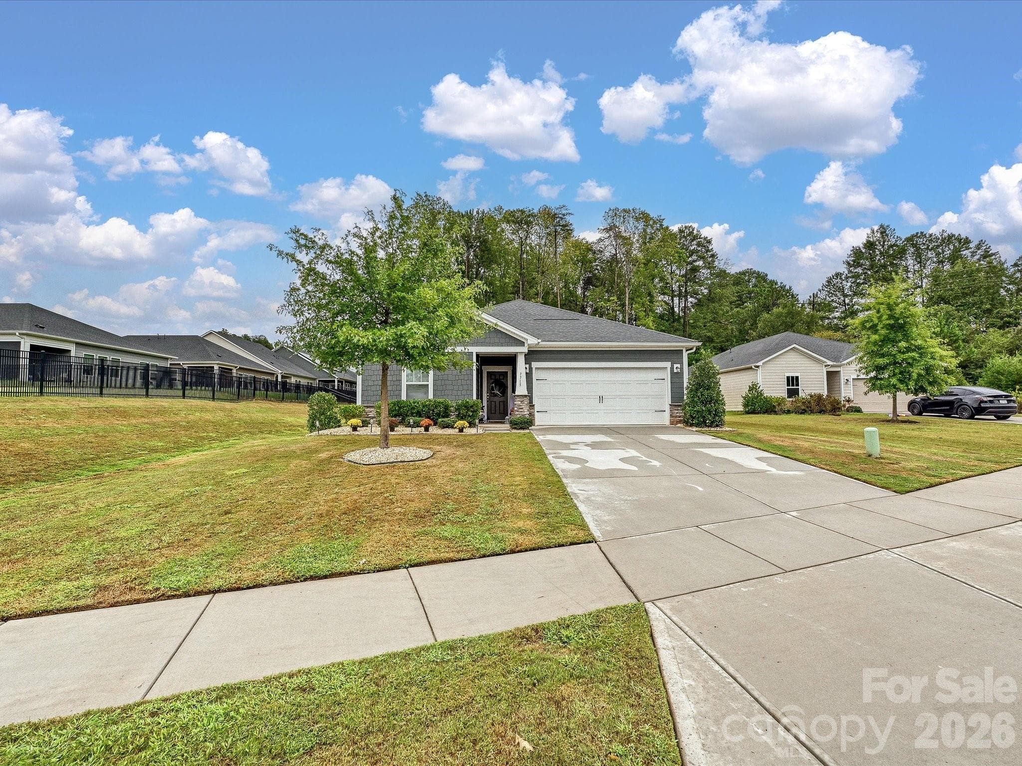Single Family Residence at 7715 Porrera Street, Charlotte, photo 29 of 37