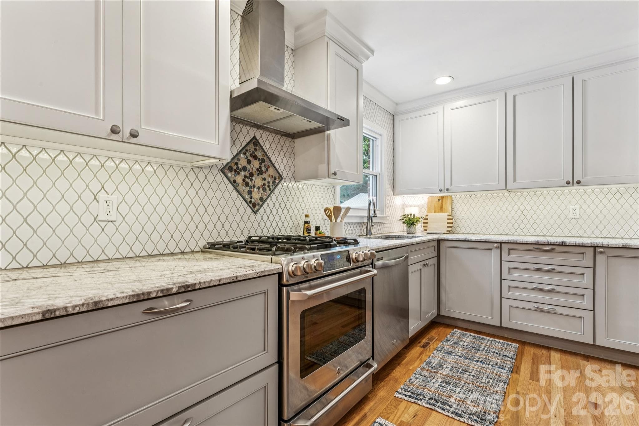 Single Family Residence at 6501 Wheeler Drive, Charlotte, photo 6 of 34