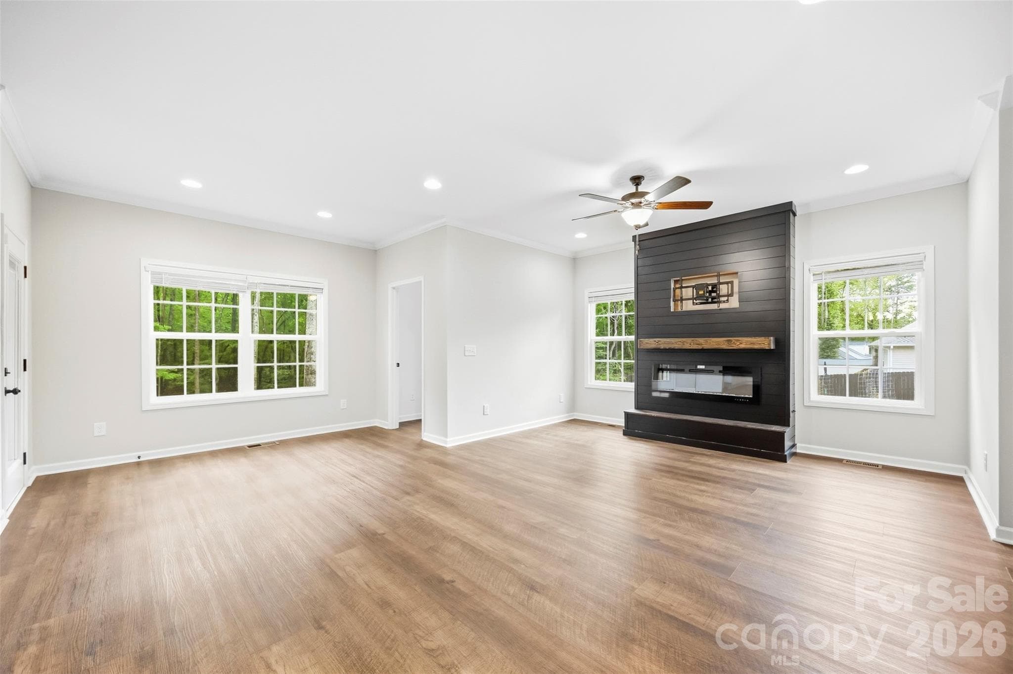 Single Family Residence at 2467 Tart Road, York, photo 7 of 37