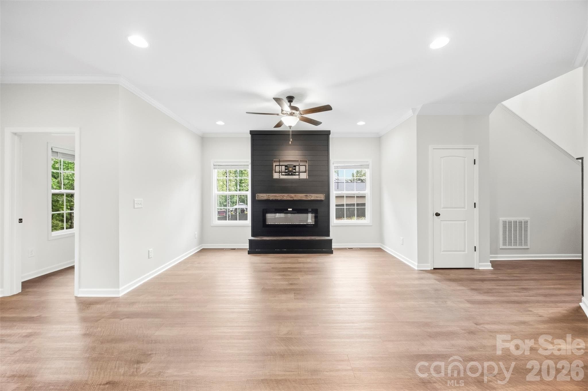 Single Family Residence at 2467 Tart Road, York, photo 11 of 37