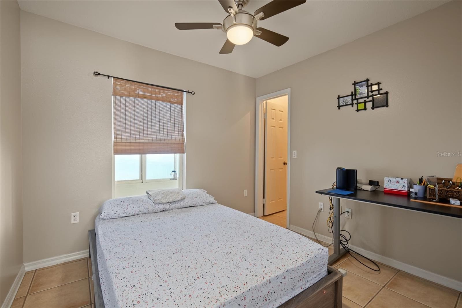 Single Family Residence at 10251 ALLENWOOD DR, RIVERVIEW, photo 11 of 28