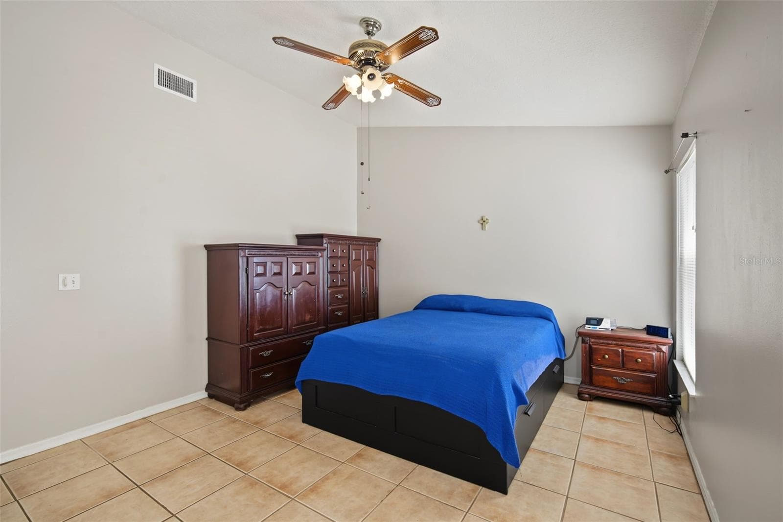 Single Family Residence at 10251 ALLENWOOD DR, RIVERVIEW, photo 17 of 28