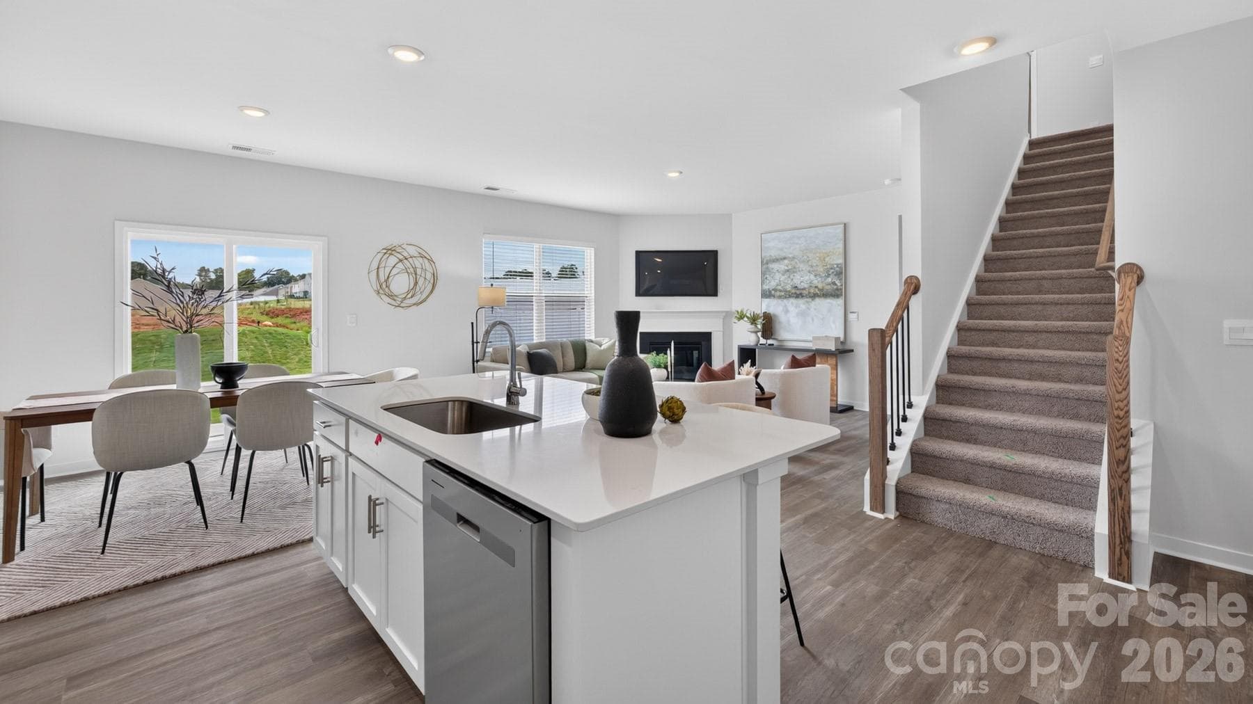 Single Family Residence at Hickory, photo 12 of 70