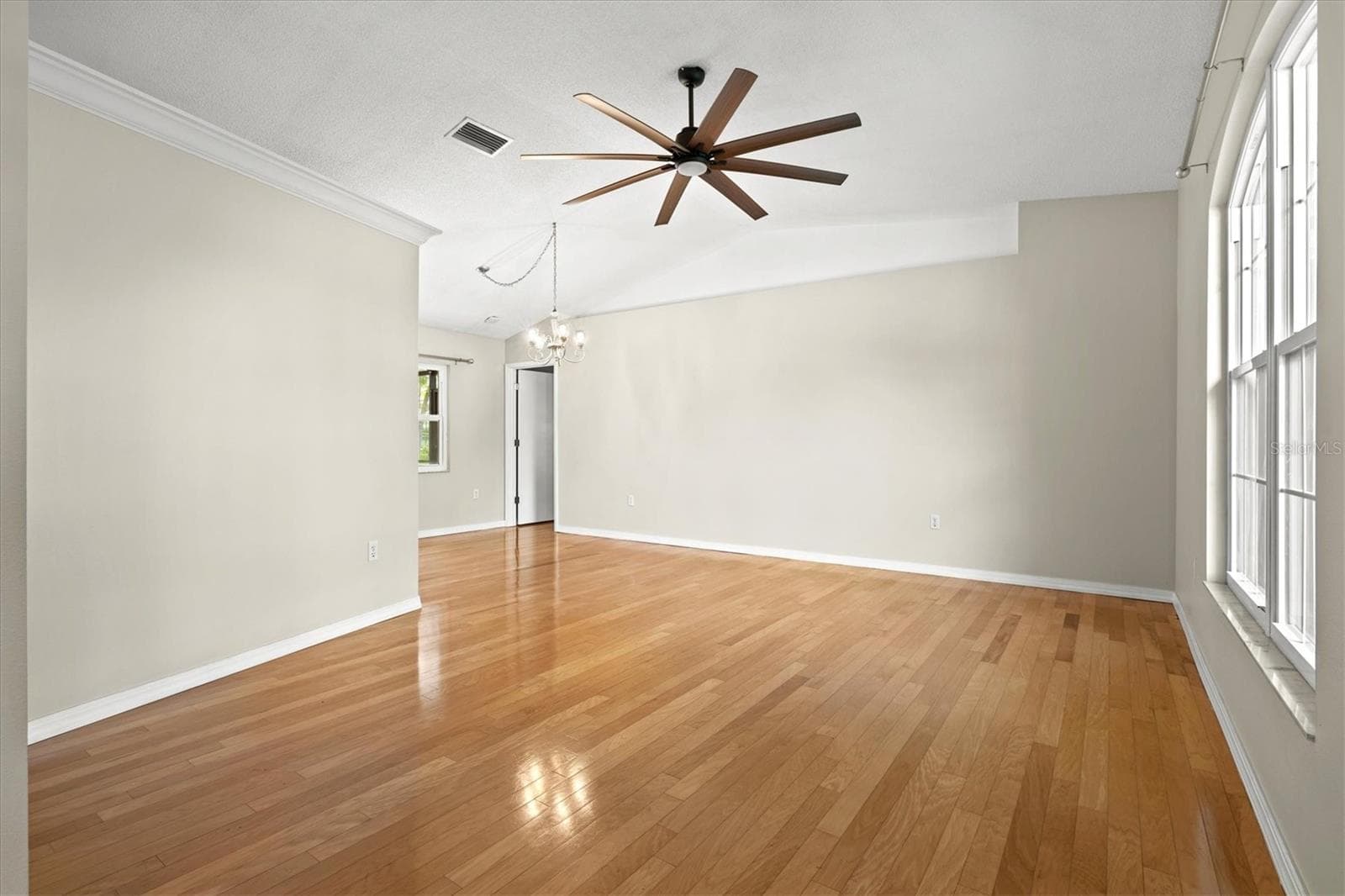 Living and dining rooms - 7129 QUEEN PALM CIR, SARASOTA