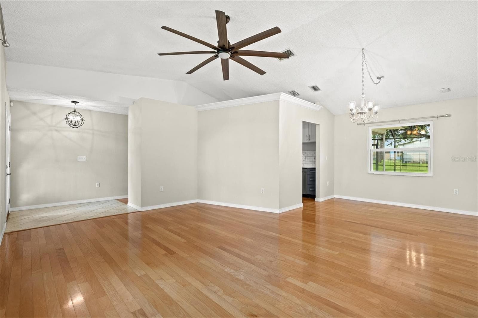 Living and dining rooms - 7129 QUEEN PALM CIR, SARASOTA
