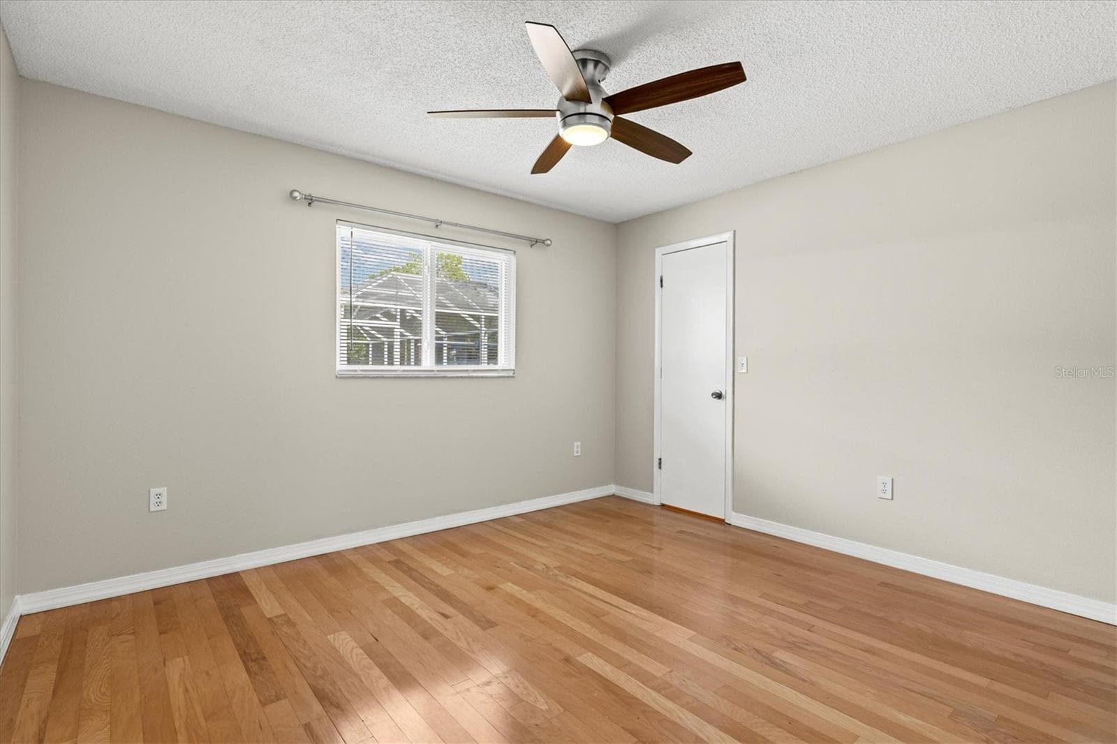 Guest room 2 - 7129 QUEEN PALM CIR, SARASOTA