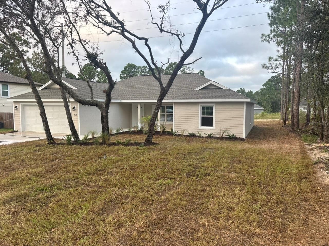 Single Family Residence at 9328 N CORTLANDT DR, DUNNELLON, photo 4 of 92