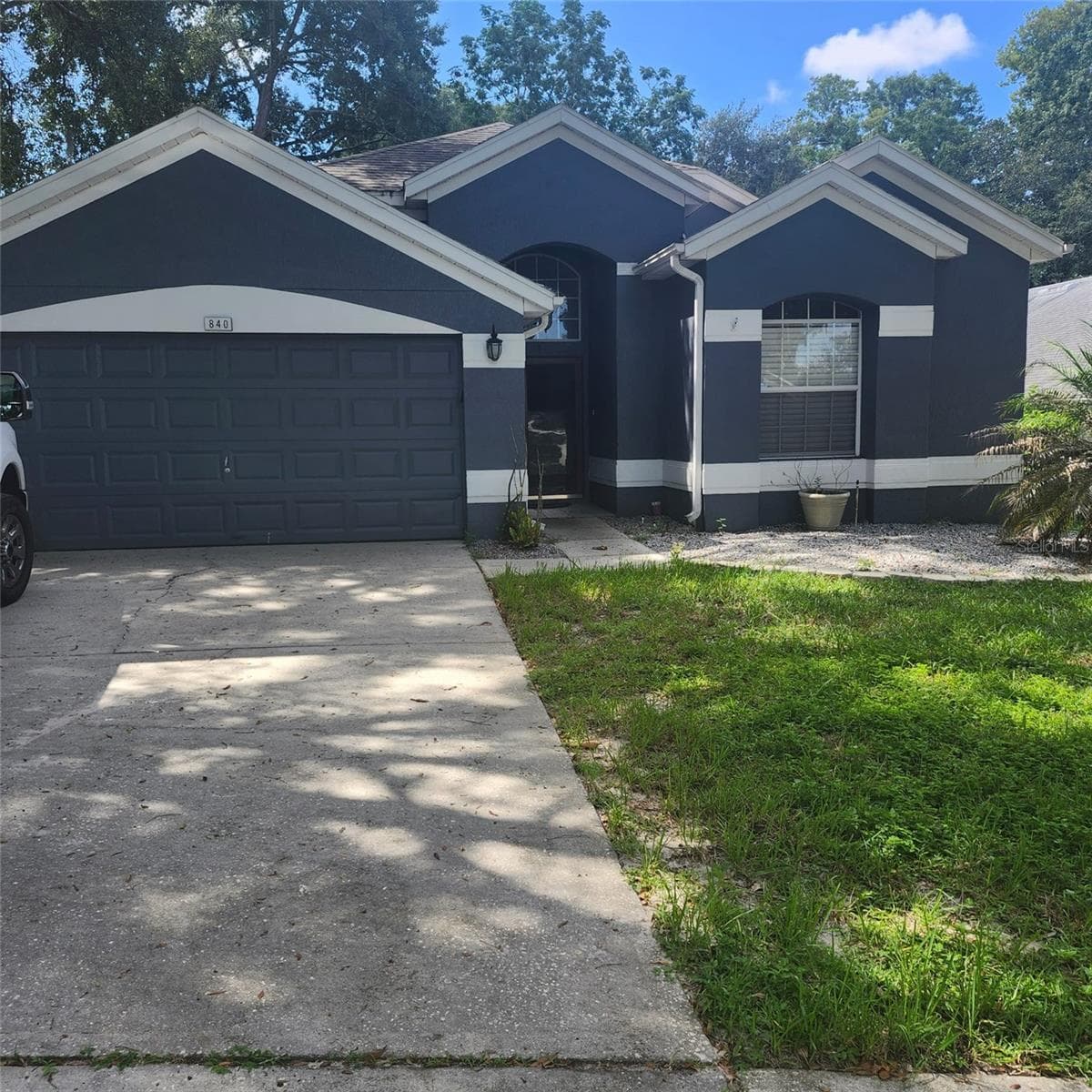 840 WHITE IVEY CT