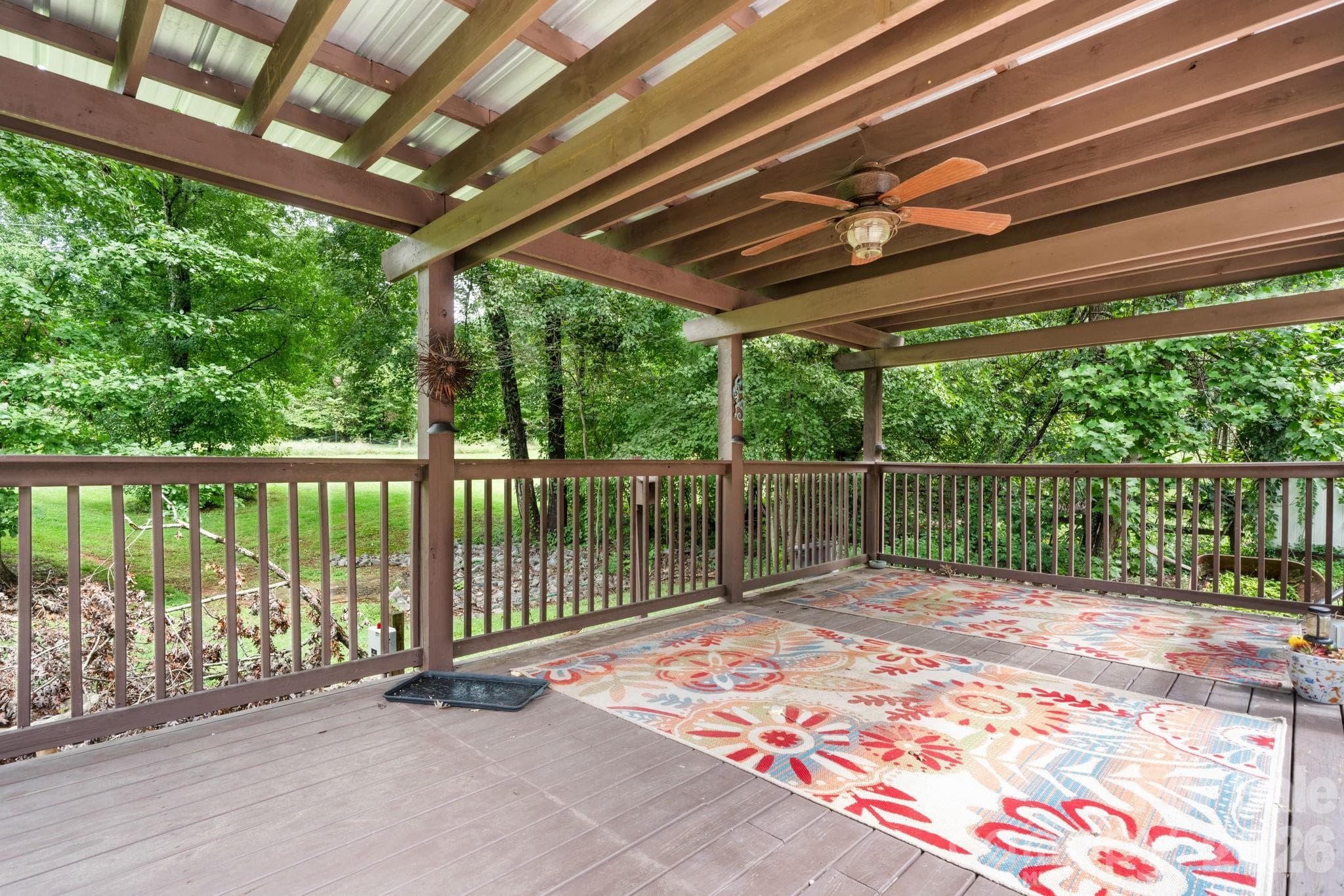 covered outdoor deck - 3110 Ninth Tee Drive, Newton