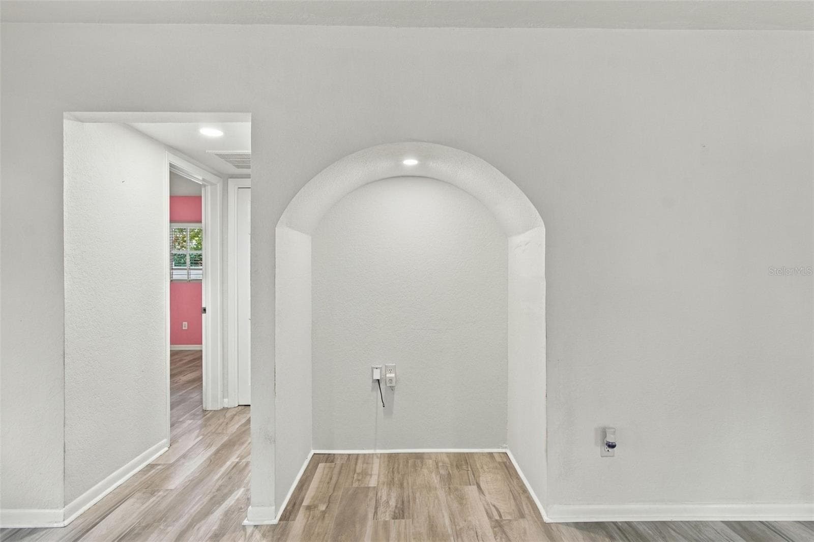 Single Family Residence at 1711 N HIGHLAND AVE, CLEARWATER, photo 12 of 65