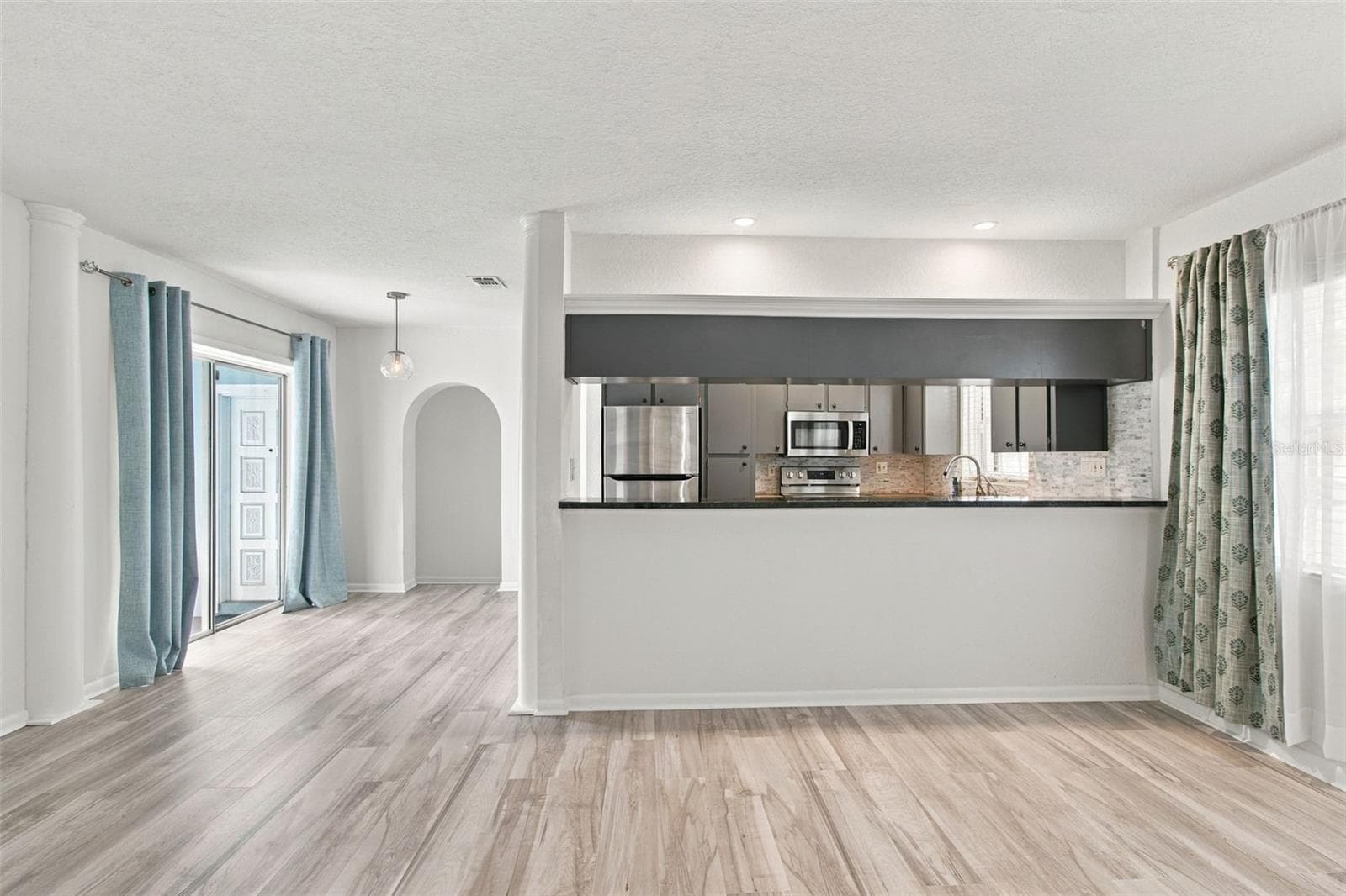 Single Family Residence at 1711 N HIGHLAND AVE, CLEARWATER, photo 13 of 65