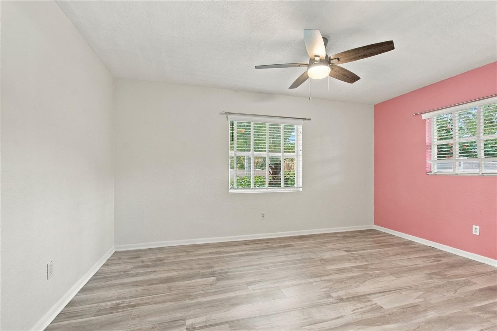 Single Family Residence at 1711 N HIGHLAND AVE, CLEARWATER, photo 33 of 65