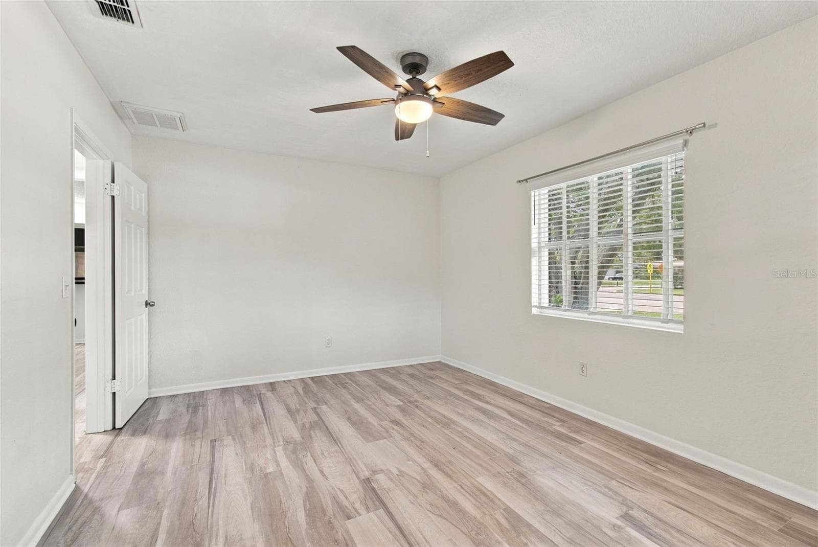 Single Family Residence at 1711 N HIGHLAND AVE, CLEARWATER, photo 37 of 65