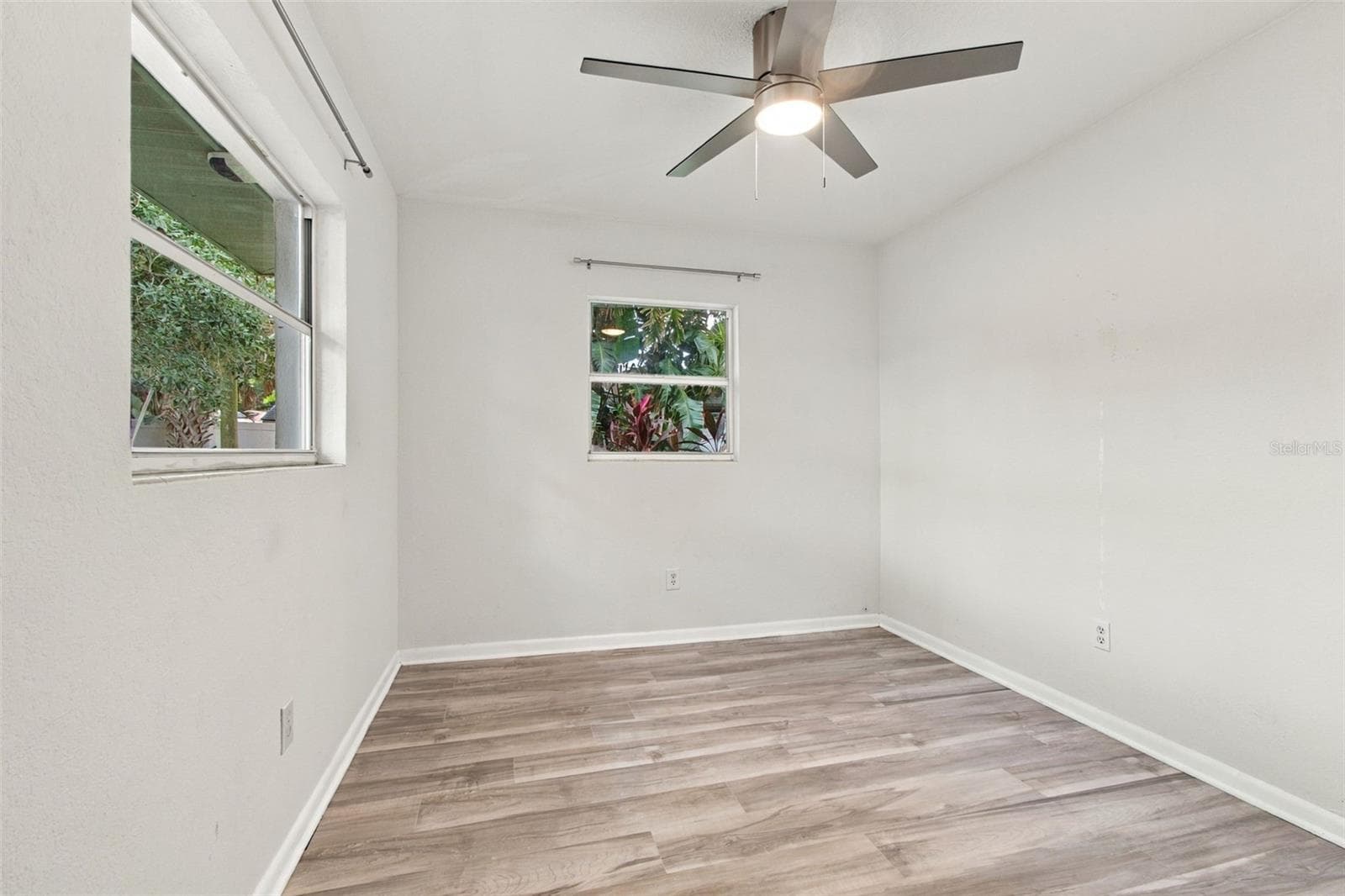 Single Family Residence at 1711 N HIGHLAND AVE, CLEARWATER, photo 42 of 65