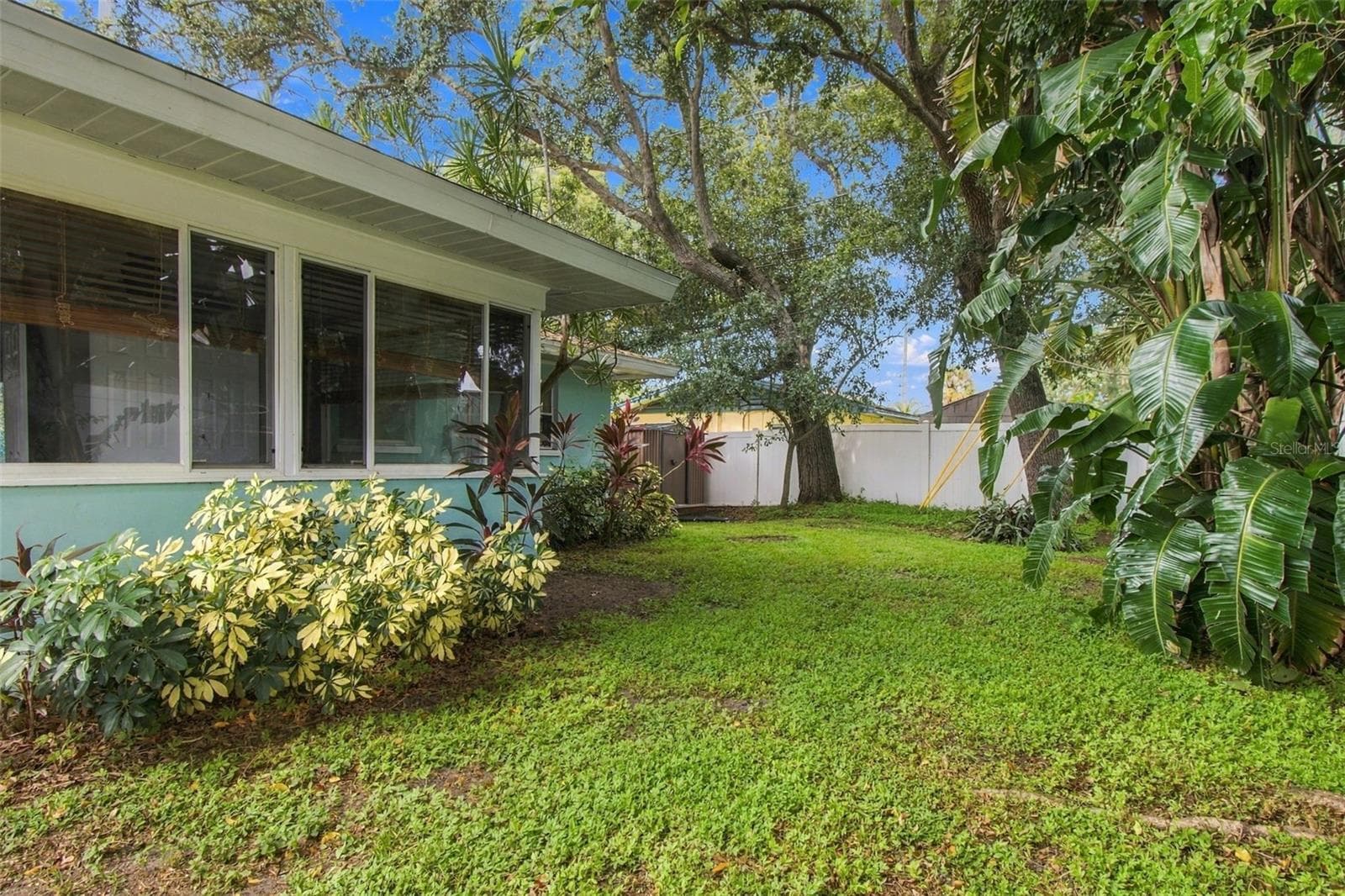 Single Family Residence at 1711 N HIGHLAND AVE, CLEARWATER, photo 56 of 65
