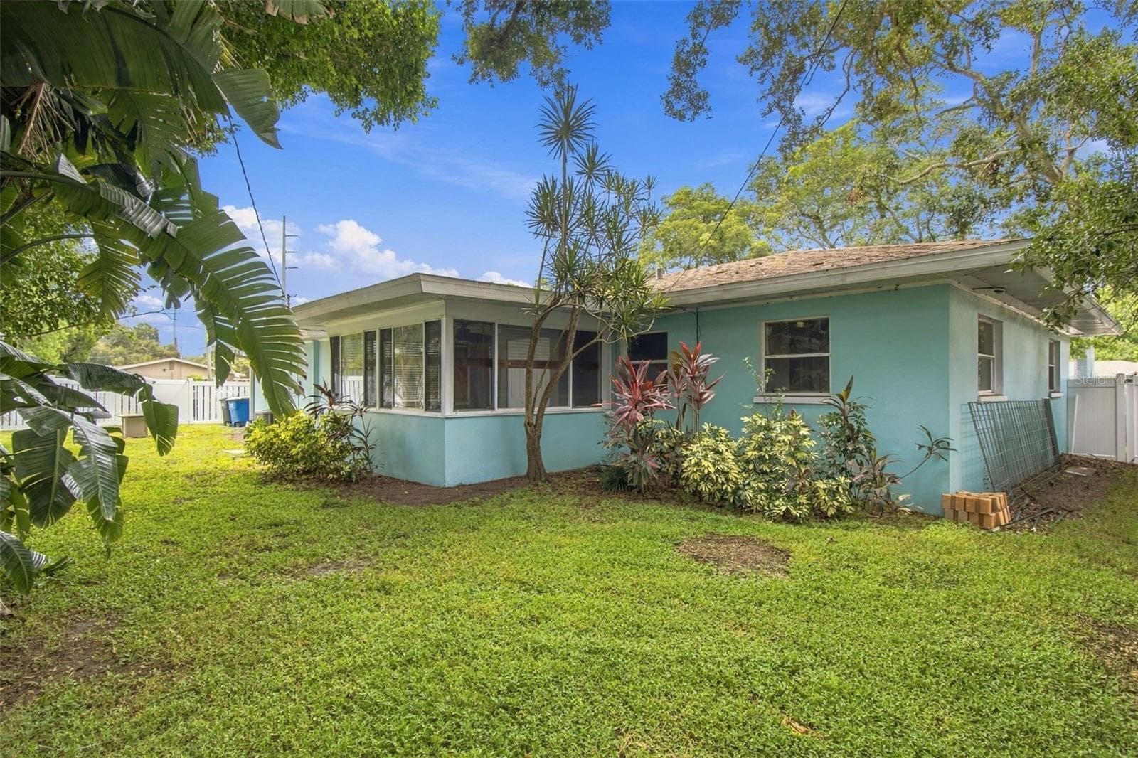 Single Family Residence at 1711 N HIGHLAND AVE, CLEARWATER, photo 57 of 65