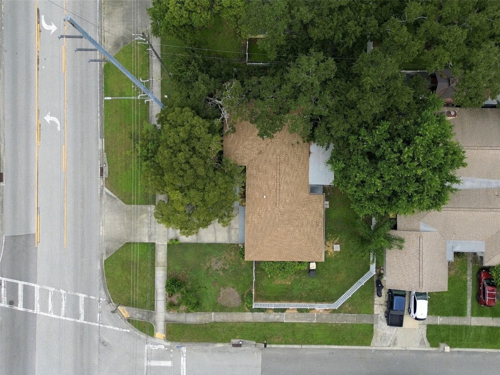 Single Family Residence at 1711 N HIGHLAND AVE, CLEARWATER, photo 63 of 65