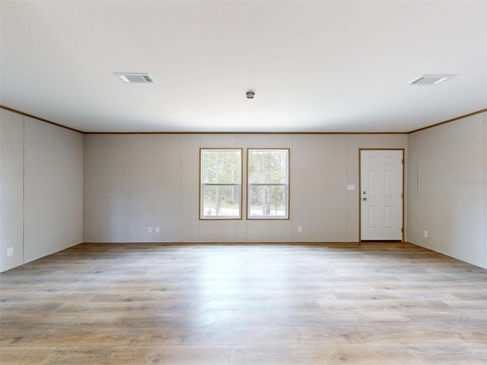 Manufactured Home at 730 NE 131 AVE, WILLISTON, photo 8 of 68