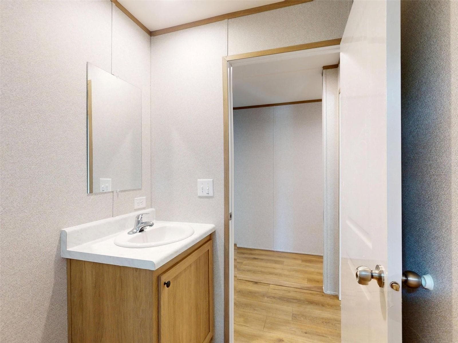 Manufactured Home at 730 NE 131 AVE, WILLISTON, photo 38 of 68
