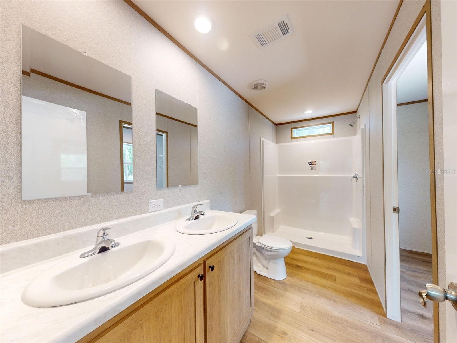 Manufactured Home at 730 NE 131 AVE, WILLISTON, photo 51 of 68