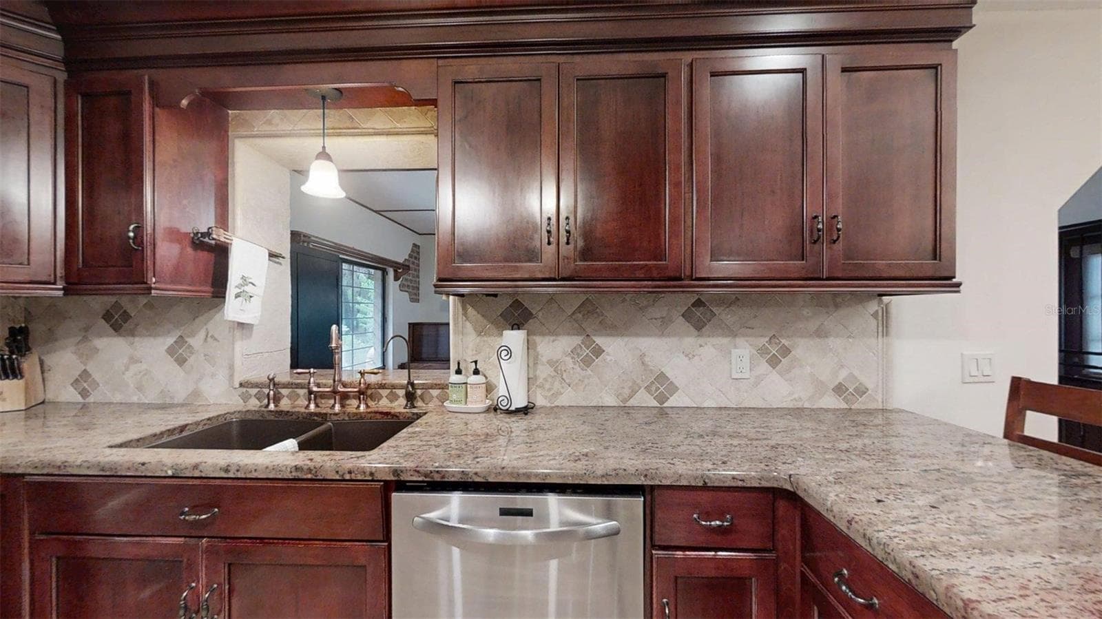Single Family Residence at 8614 W VARRICCHIO LN, CRYSTAL RIVER, photo 33 of 67